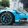 Bugatti Chiron (LEGO 42083)