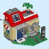Вечеринка у бассейна (LEGO 31067)