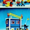Главная улица (LEGO 10041)