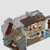 Замок Рыцарей Льва (LEGO 10305)