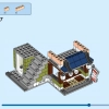 Лапшичная в центре города (LEGO 31131)
