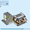 Лапшичная в центре города (LEGO 31131)