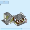 Лапшичная в центре города (LEGO 31131)