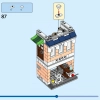 Лапшичная в центре города (LEGO 31131)