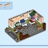 Лапшичная в центре города (LEGO 31131)