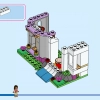 Приключения в замке (LEGO 43205)