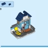 Дом на колёсах на пляже (LEGO 31138)