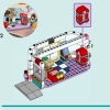 Закусочная в центре Хартлейк (LEGO 41728)