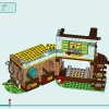 Осенняя конюшня (LEGO 41745)