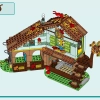 Осенняя конюшня (LEGO 41745)