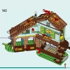 Осенняя конюшня (LEGO 41745)