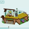 Осенняя конюшня (LEGO 41745)