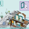 Горнолыжная трасса и кафе (LEGO 41756)