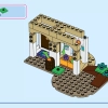 Аша в городе Розас (LEGO 43223)