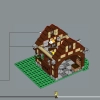 Средневековая городская площадь (LEGO 10332)