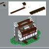 Средневековая городская площадь (LEGO 10332)