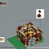Средневековая городская площадь (LEGO 10332)