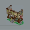 Средневековая городская площадь (LEGO 10332)