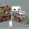 Средневековая городская площадь (LEGO 10332)