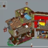 Средневековая городская площадь (LEGO 10332)