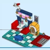 Инопланетная космическая закусочная (LEGO 40687)