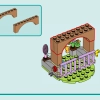 Осенний коровник для телят (LEGO 42607)