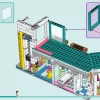 Больница Хартлейк-Сити (LEGO 42621)