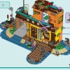Водные виды спорта в лагере приключений (LEGO 42626)