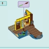 Водные виды спорта в лагере приключений (LEGO 42626)