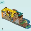 Водные виды спорта в лагере приключений (LEGO 42626)