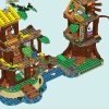 Дом на дереве в лагере приключений (LEGO 42631)