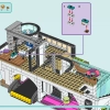 Современный особняк Андреа (LEGO 42639)