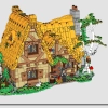 Домик Белоснежки и семи гномов (LEGO 43242)