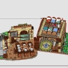 Домик Белоснежки и семи гномов (LEGO 43242)