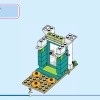 Приключения принцесс Диснея на рынке (LEGO 43246)