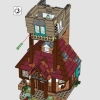 Нора, коллекционное издание (LEGO 76437)