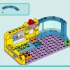 Игровая комната младшей сестры Алии (LEGO 42645)