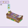 Семейный отдых на пляже курорта (LEGO 42673)