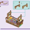 Семейный отдых на пляже курорта (LEGO 42673)