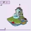 Семейный отдых на пляже курорта (LEGO 42673)